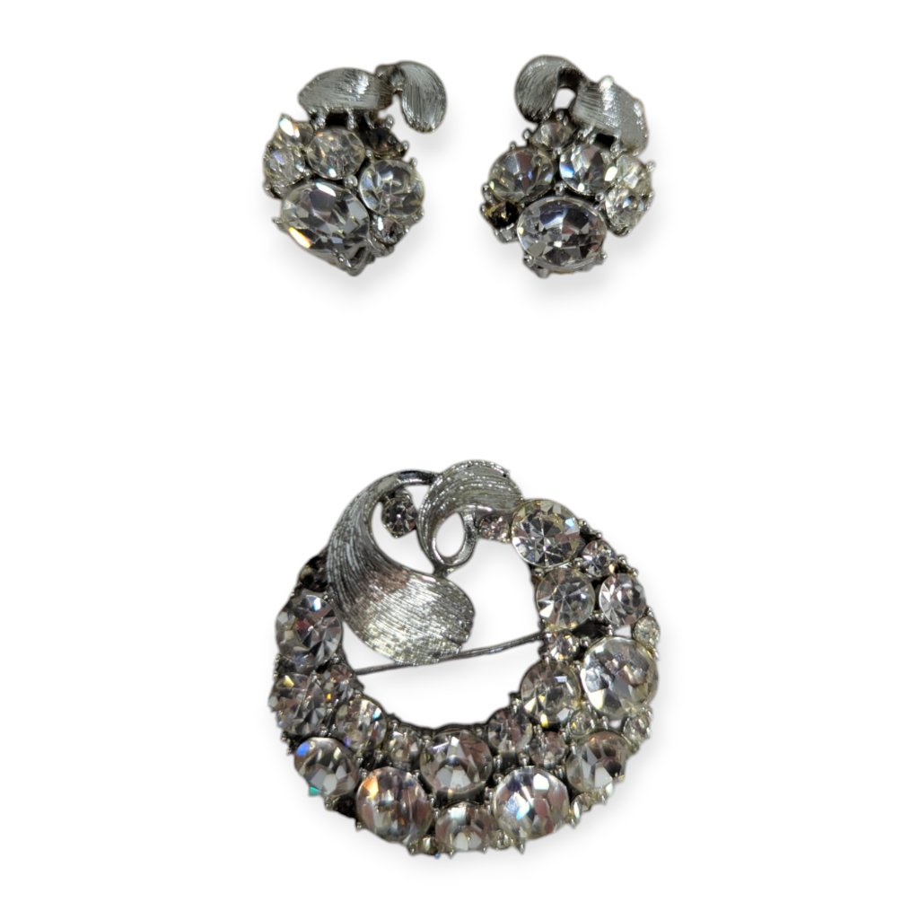 Vintage Signed Lisner Clear Rhinestone Silver Tone Brooch & Clip On Earrings